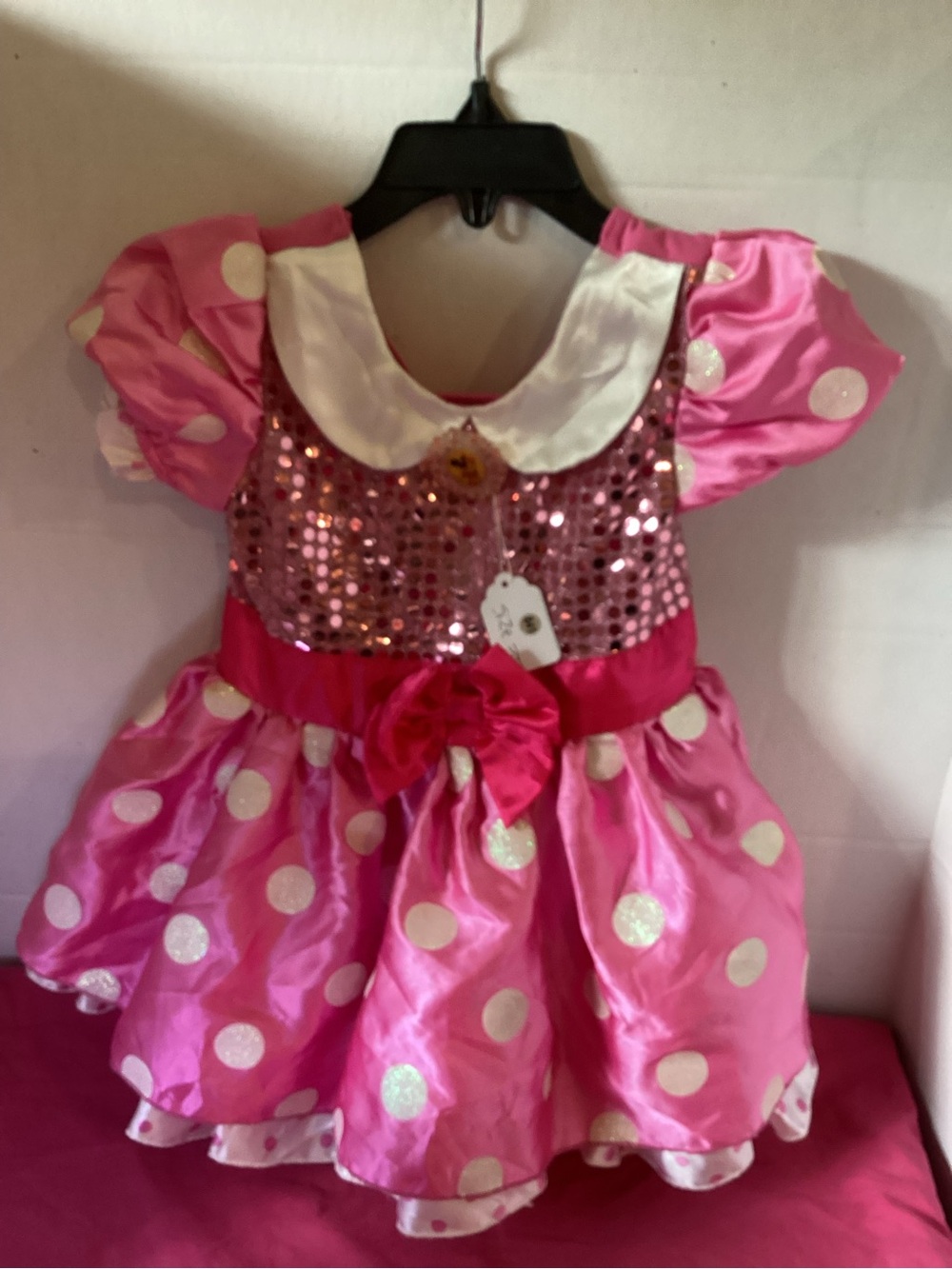 841- Disney Minnie Mouse Costume Dress Sequins & Polka Dot Ruffle Skirt size 3T